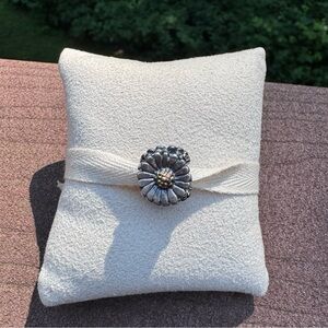 Trollbeads Daisy 41816 Sterling Silver 925 & 18K Gold Flower Bead